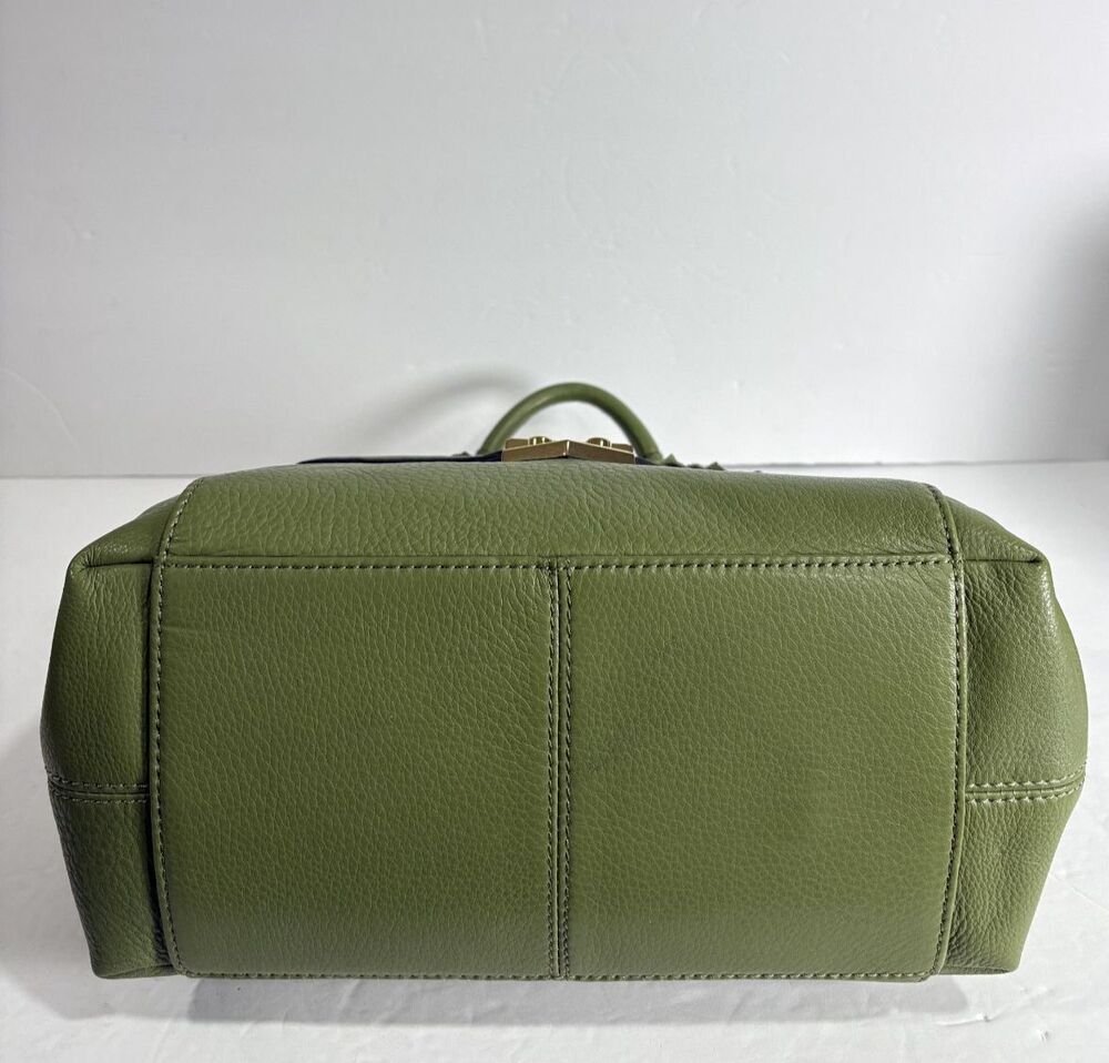 Aimee Kestenberg All For Love Shoulder Bag Green / Olive Leather Handbag - Picture 13 of 16